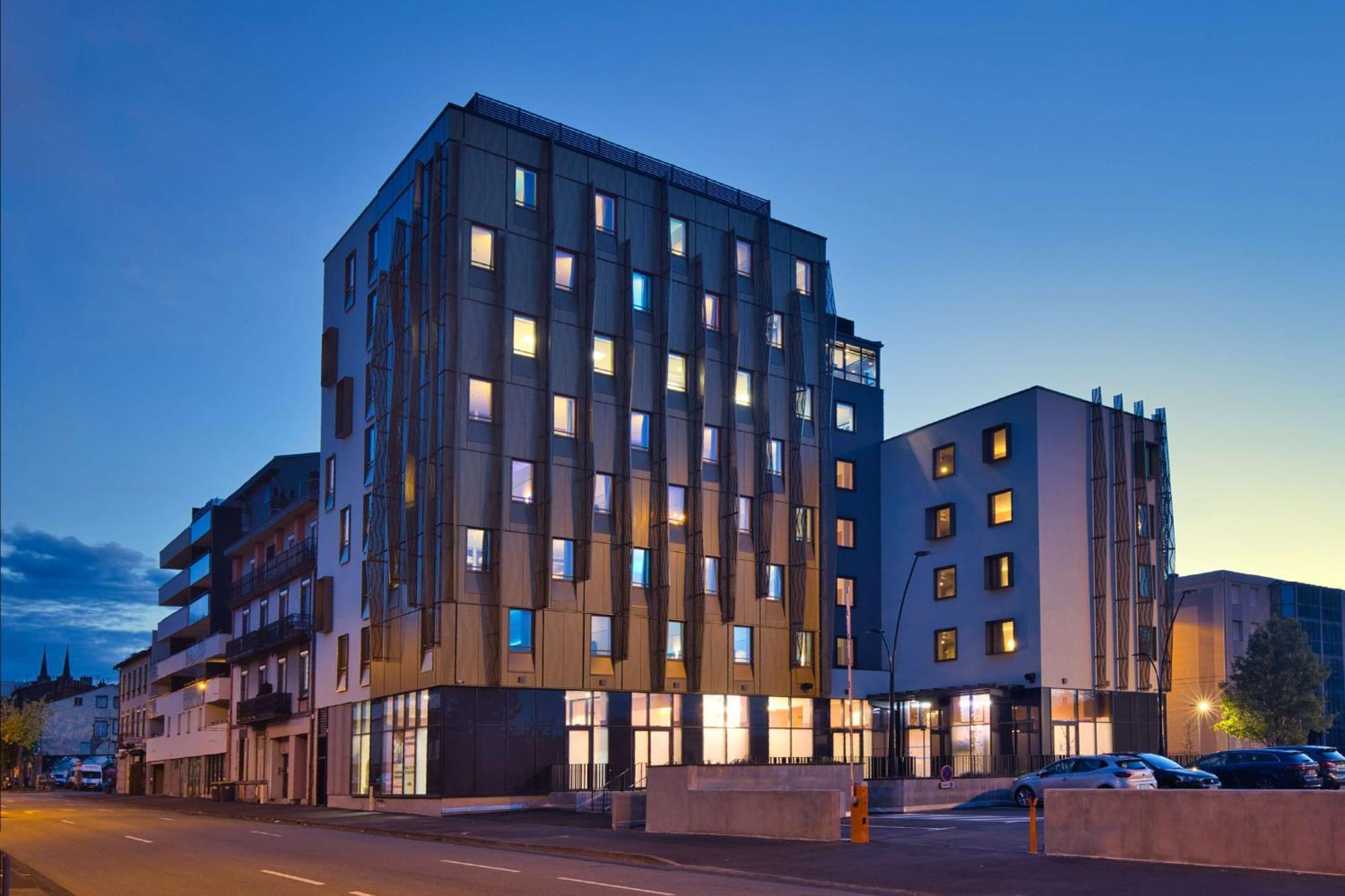 Aiden By Best Western Clermont-Ferrand Hotel & Spa Exterior photo